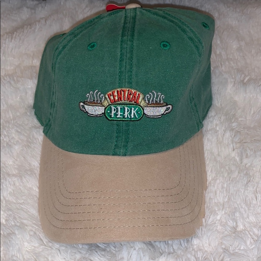CENTRAL PERK BARISTA HALLOWEEN CAP (Retired RIP)